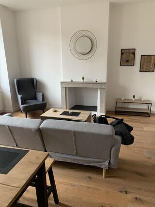  Appartement à louer 3 pièces 71 m²