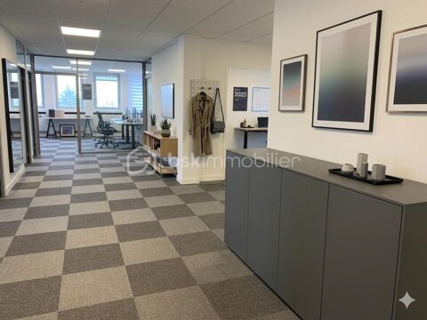 BUREAUX EN DERNIER ETAGE MARLY LE ROI 305000 78160 Marly le roi
