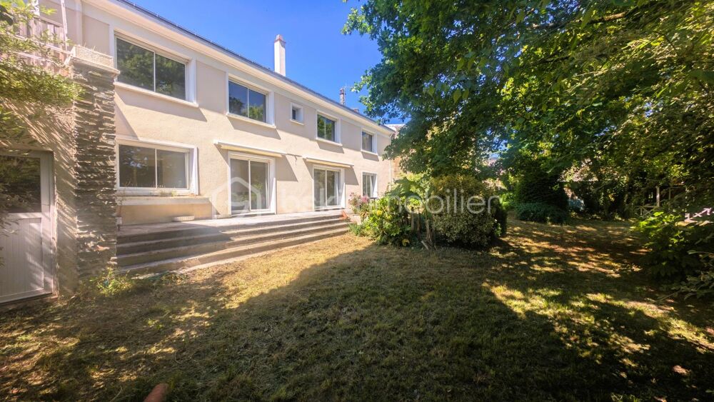 Maison de caractère de 272 m²  5 chambres  Jardin intime  Idéale famille ou activité professionnelle
