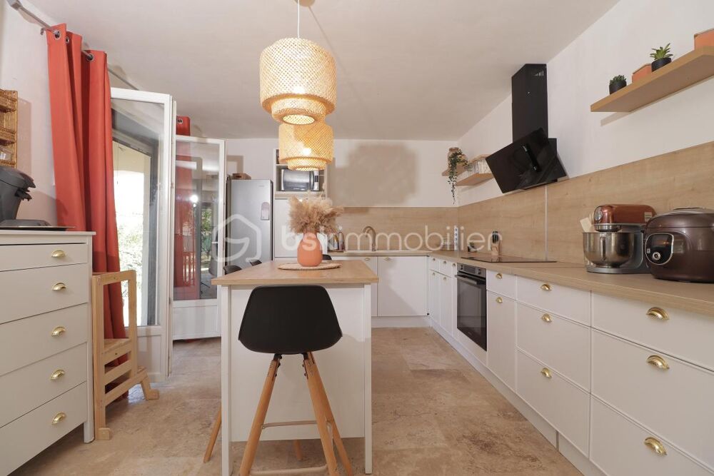 Vente Villa Ravissante villa de plain-pied 3 chambres avec jardin Saint mamert du gard