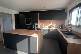  Maison � vendre 5 pi�ces 150 m�