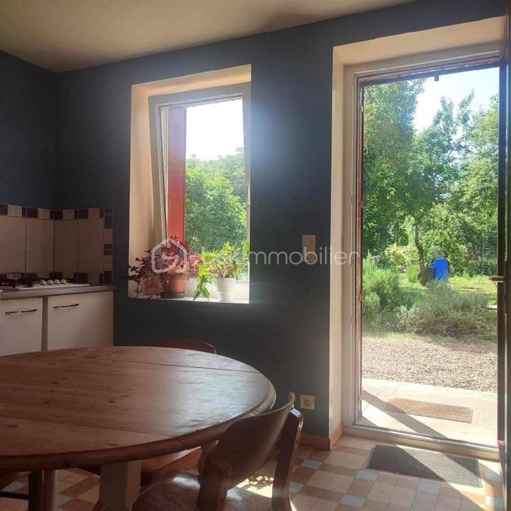 Maison rénovée 103 m²  DPE C  terrain 1 050 m²