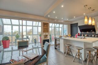  Appartement à vendre 6 pièces 220 m²