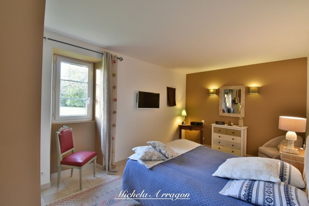 � vendre  Propri�t�/ch�teau Lac�p�de (47360)