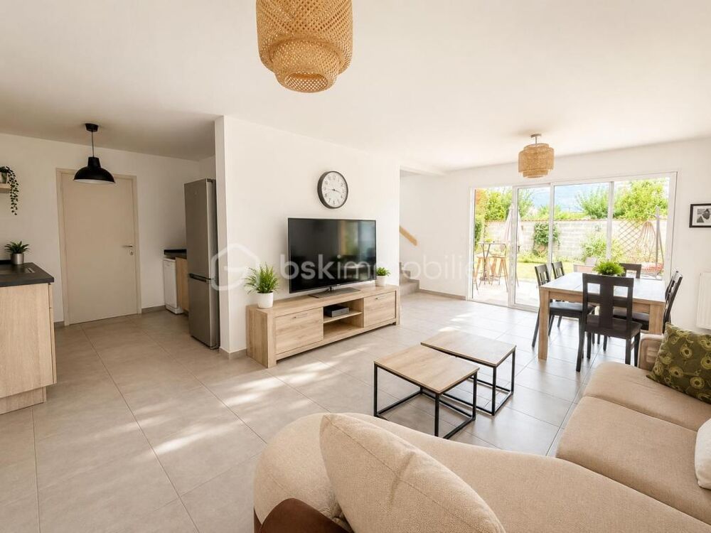 Maison T4 récente de 2022  84 m²  Terrain 290 m²  Garage 39 m²  Saint-Marcellin (38160)