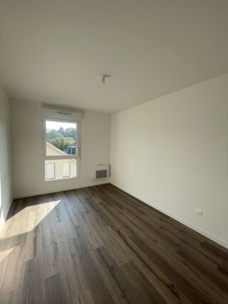  Appartement à louer 2 pièces 55 m²