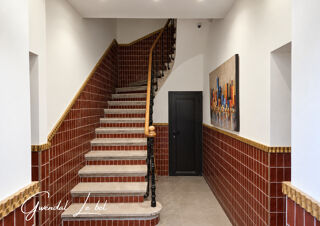  Immeuble à vendre 5 pièces 130 m²