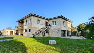  Maison � vendre 10 pi�ces 225 m�