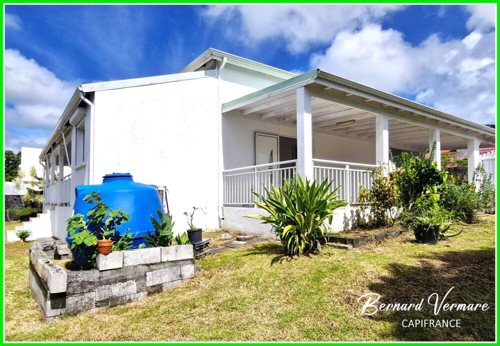 Maison vue mer et les Saintes - 7 pièces - 4 chambres - 130 m² sur terrain 1000m²
