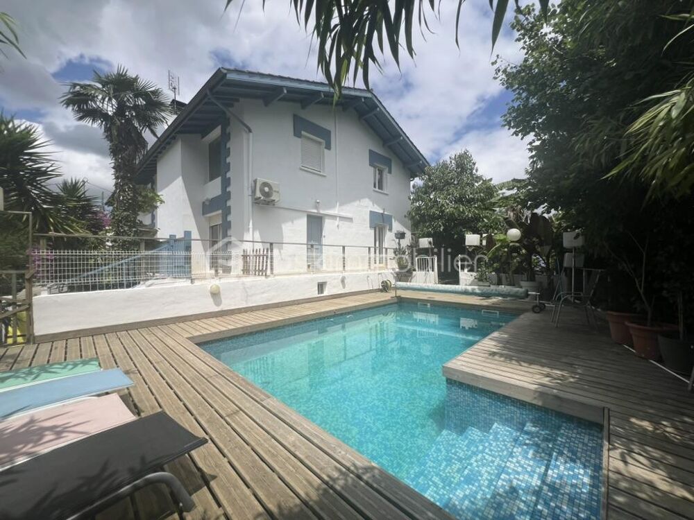 Vente Maison Maison mitoyenne avec piscine chauffée-Au calme, sans vis à vis avec jardin paysagé Bidache