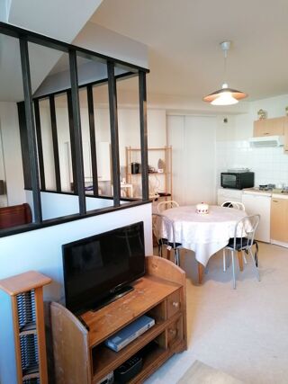  Appartement à louer 1 pièce 33 m²