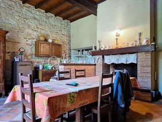 Maison  vendre 10 pices 280 m