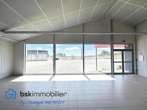   Bâtiment industriel de 1 700 m² sur terrain de 6 230 m² – Nombreuses possibilités d'exploitation ! 