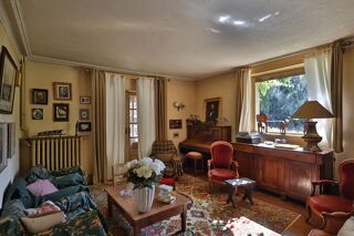 Propriété/château à vendre 15 + pièces 350 m²
