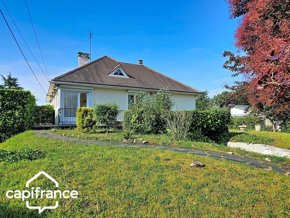 Thouars  Maison sur sous-sol, 4 chambres et grand terrain de 3 482 m² proche centre-ville