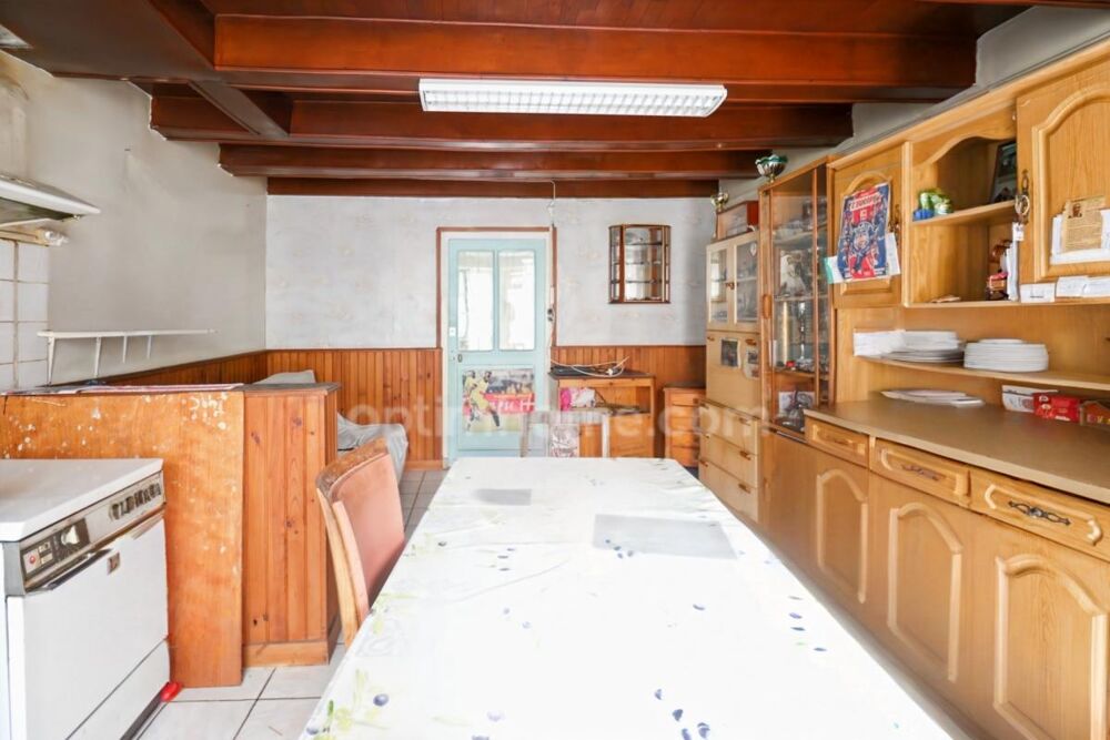Maison de Ville sur deux niveaux - 3 pièces - 2 chambres - Dépendance - Garage - Terrain 609 m² - 87210 LE DORAT
