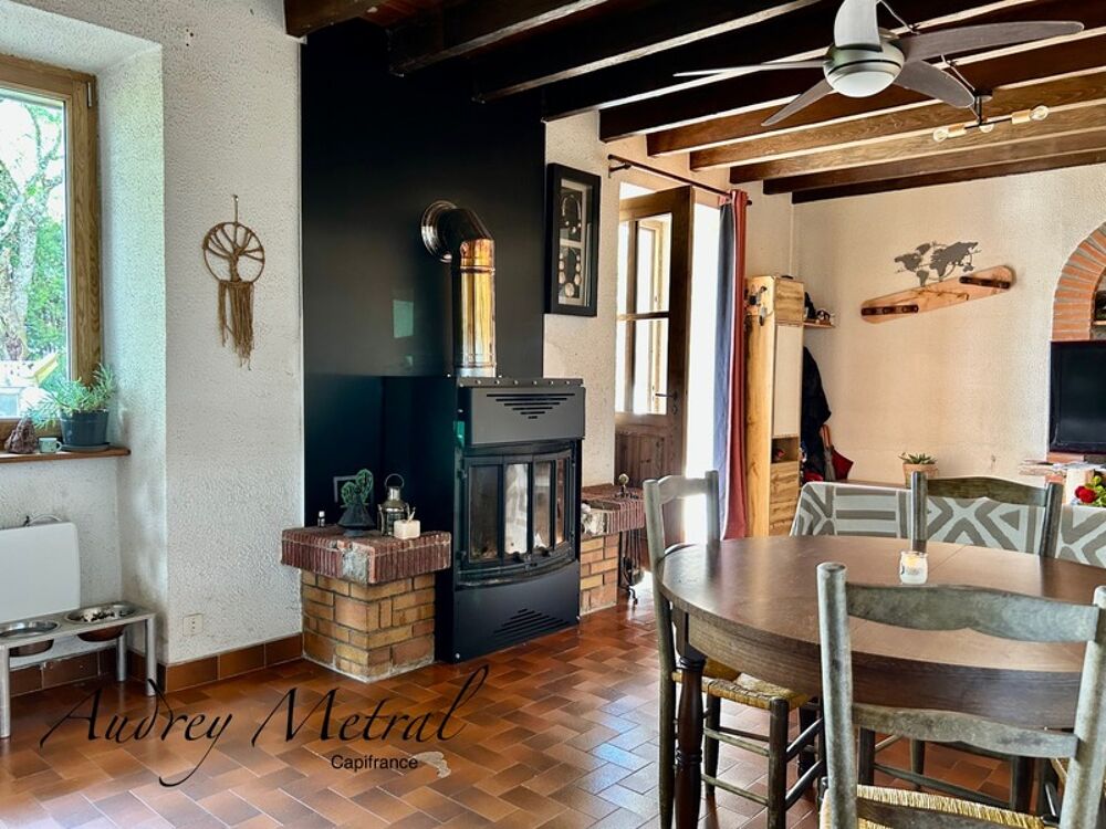 Maison individuelle à vendre à Ruffieux + Grange 200 m² + terrain + vue dégagée à 1h de Genève, 45 min d'Annecy et 30 min d'Aix-