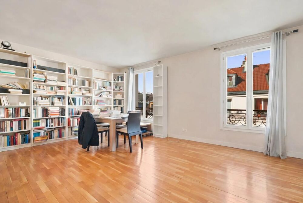 Vente Appartement RARE - Appartement de 3 pièces de 75 m² au cœur du 11 eme (Voltaire) en étage élevé avec ascenseur Paris 11