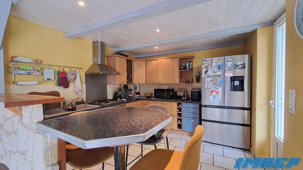 Vente Maison Maison avec 2 logements Terrasses Parkings 13009 MARSEILLE Marseille 9