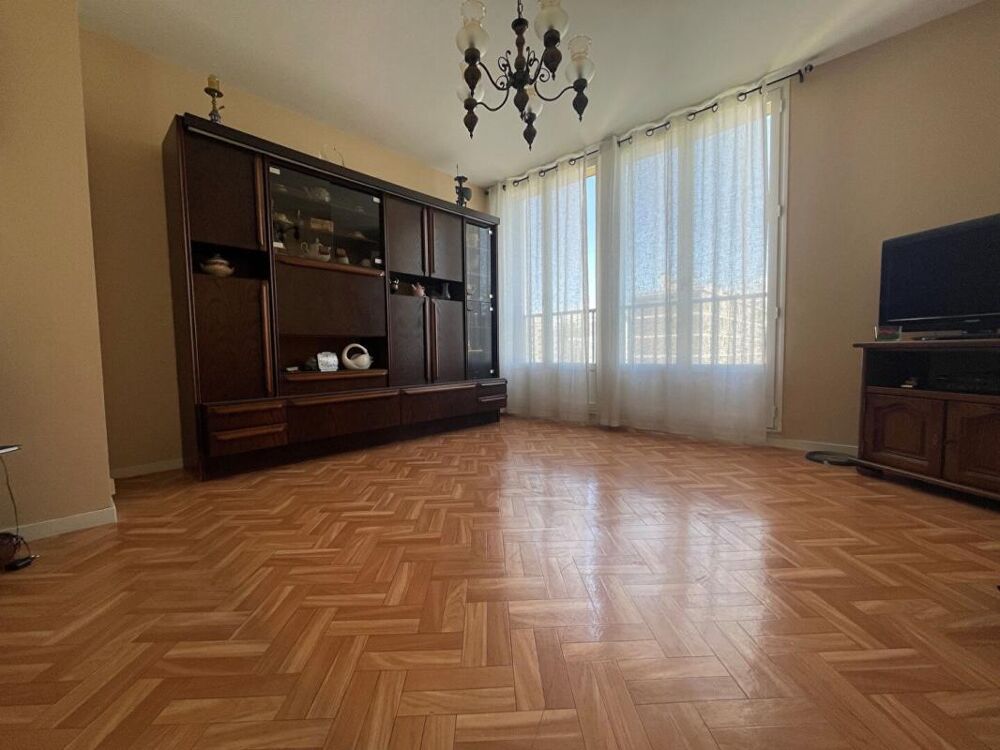 Appartement 4 pièces 67 m² · à Fontaine · 67 m² · 75 000 €