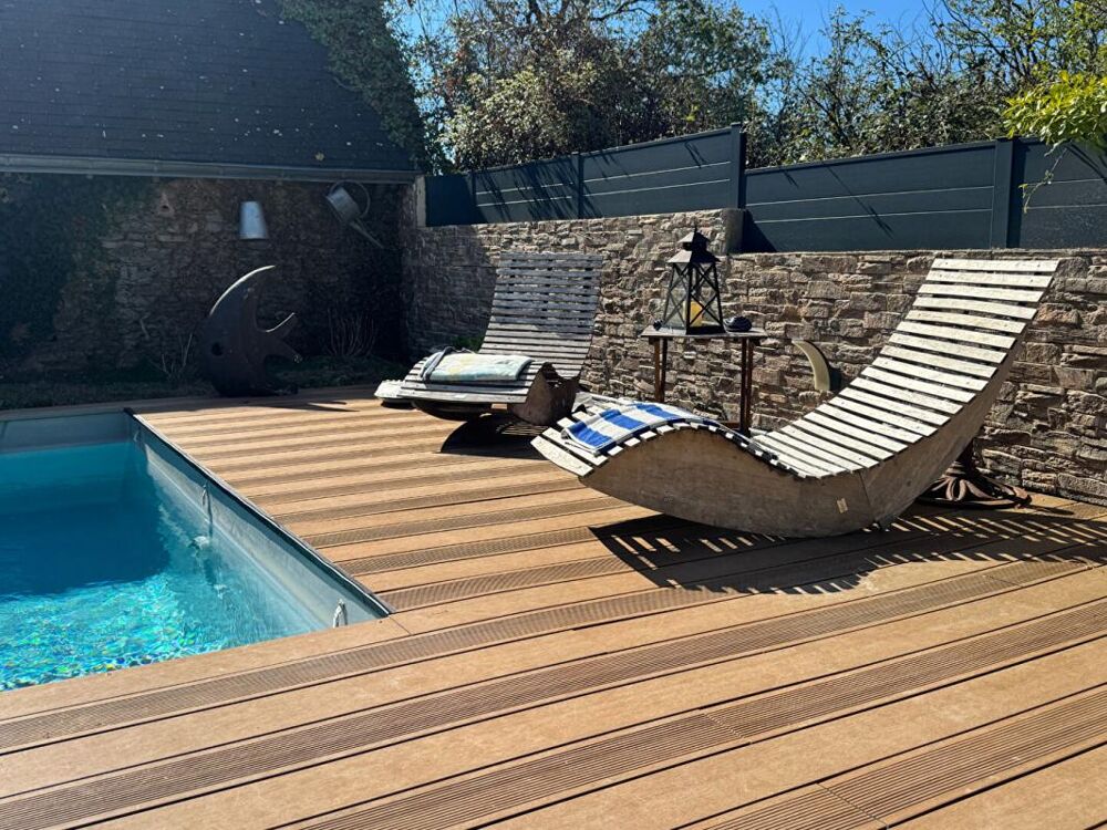Vente Maison Golfe du Morbihan - Sarzeau  (56370) - Longère de caractère - 190 m2 habitables, avec 80 m2 de grenier aménageable - Piscine - D Sarzeau