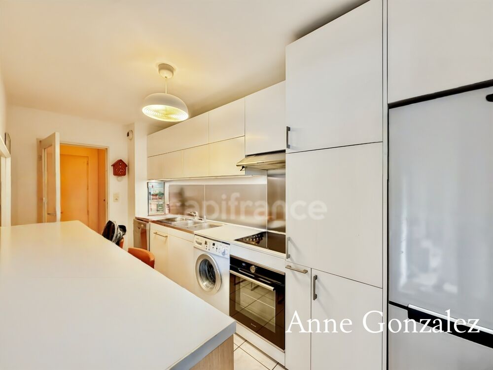 Vente Appartement ORLEANS CENTRE derrière la médiathèque et proche de la gara à vendre el appartement T3 avec terrasse, jardin privatif clos et ar Orleans