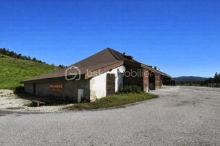 Ferme à vendre 8 pièces 303 m²