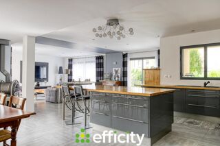  Appartement � vendre 4 pi�ces 137 m�