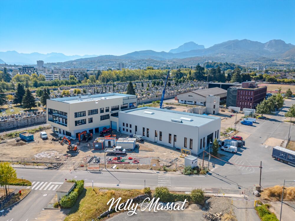   Local/bureau à vendre CHAMBERY (73) - 534,11 M2 - 