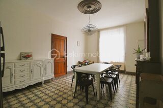  Propri�t�/ch�teau � vendre 7 pi�ces 205 m�