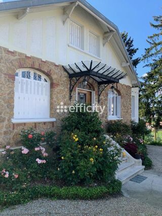  Maison � vendre 6 pi�ces 165 m�