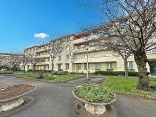  Appartement  vendre 4 pices 83 m