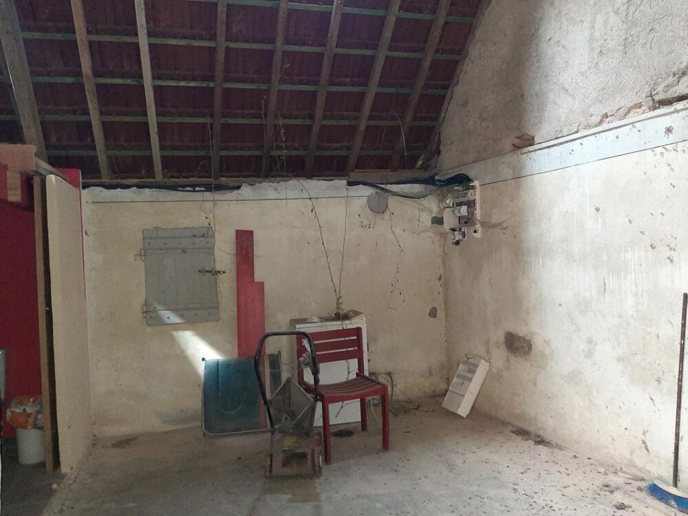 Vente Maison CHARMANTE MAISON MITOYENNE A RÉNOVER. GUEUGNON (71) Gueugnon