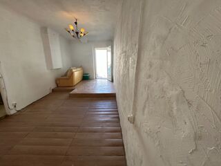 Vente Maison Maison à vendre 85,000€ CERESTE (04) Cereste