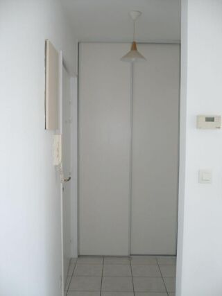  Appartement à louer 2 pièces 38 m²