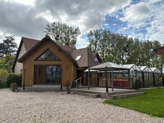  Propri�t�/ch�teau � vendre 8 pi�ces 244 m�