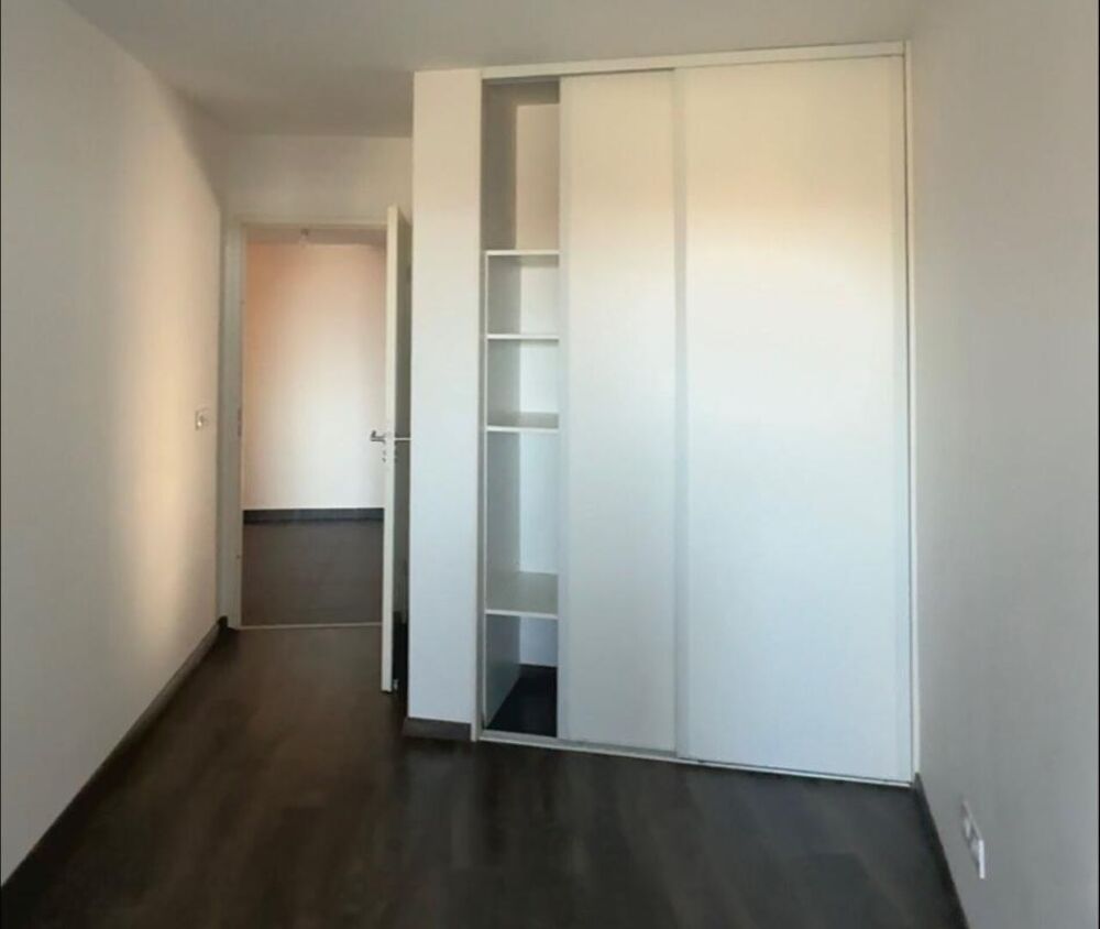 Anglet central 3 pièce(s) 65 m2 + terrasses/loggias + pkg intérieur