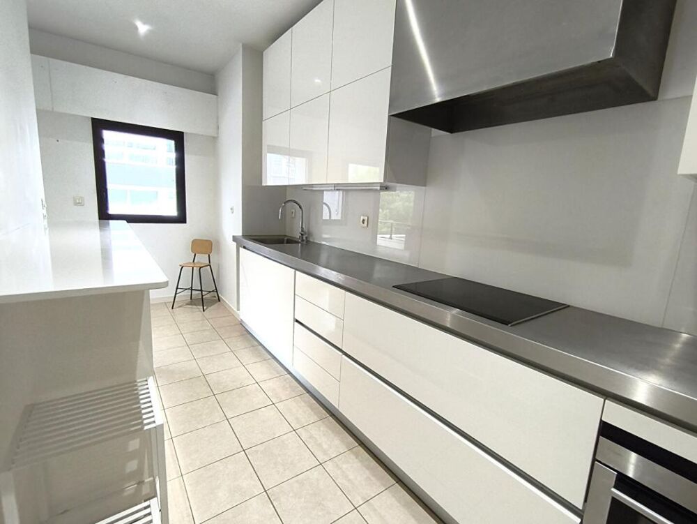 Vente Appartement Appartement Nantes 3 pièces 77 m2 avec 3 terrasses, box et cave Nantes