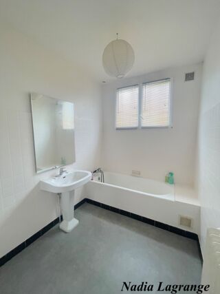  Maison  vendre 6 pices 80 m