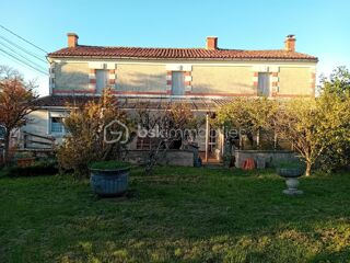  Propriété/château à vendre 7 pièces 160 m²