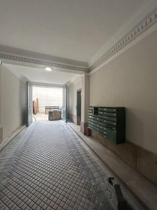 Vente Appartement ** CHARME - CACHET - ETAGE ELEVE ET LOCALISATION ** Levallois perret