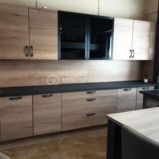  Propri�t�/ch�teau � vendre 10 pi�ces 380 m�