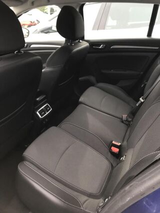 M&eacute;gane PLUG IN 160 BUSINESS 2022 occasion 38160 Chatte