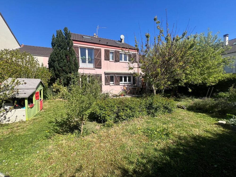 Vente Maison Maison Villepreux 9 pièces 7 chambres 180 m2 Type Marly Villepreux