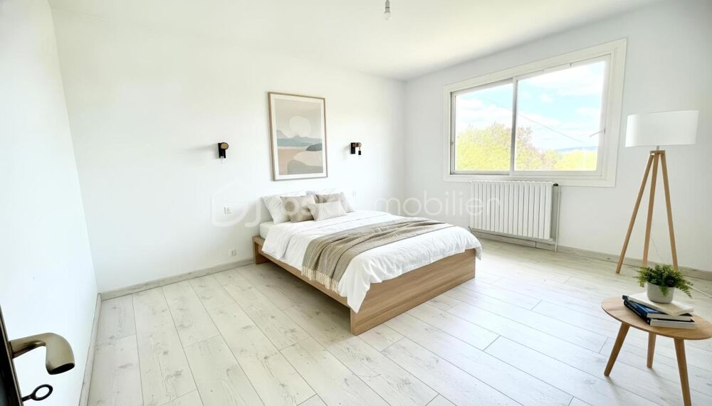 Vente Maison Maison familiale de 212 m² avec grand sous-sol sur terrain de 1 620 m² – Mourenx Mourenx
