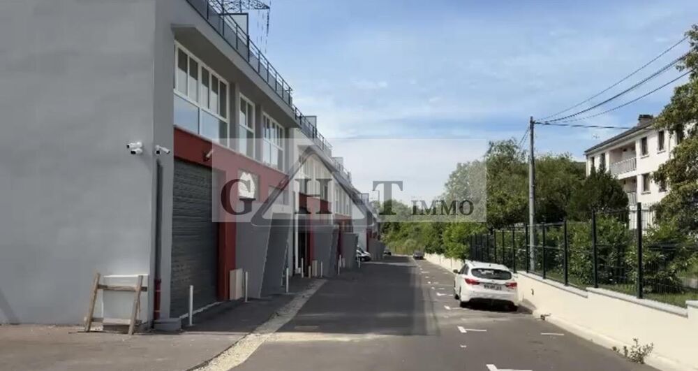   ENTREPOT-BUREAUX A LOUER SUR GAGNY ! 