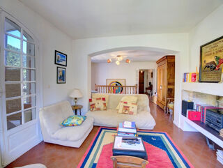  Maison � vendre 6 pi�ces 216 m�