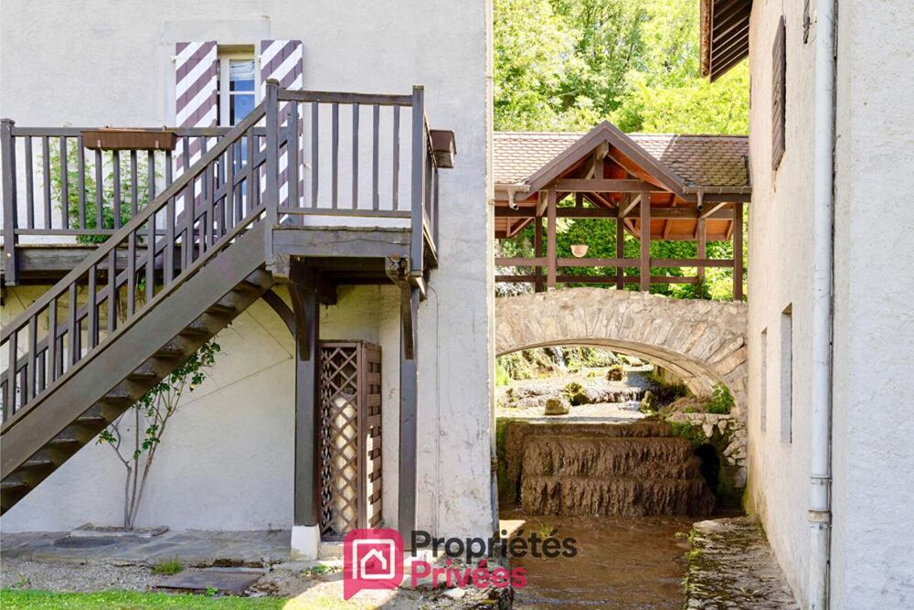 à vendre  Propriété/château Lully (74890)