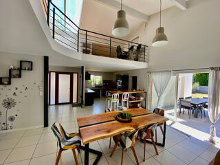  Maison  vendre 7 pices 185 m