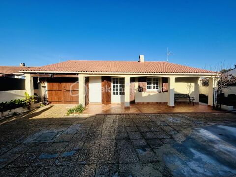   Maison de plain-pied de 86 m� avec annexes sur un terrain de 465 m� Maison - 4 pi�ce(s) - 86 m�